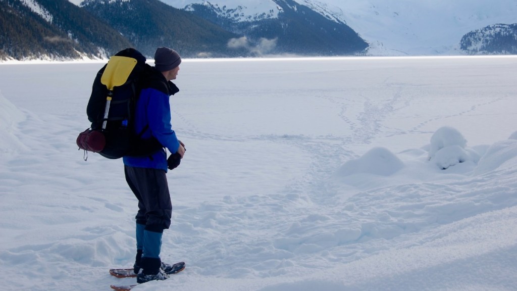 8+ Best Snowshoeing Pants of 2023 Reviews & Buying Guide