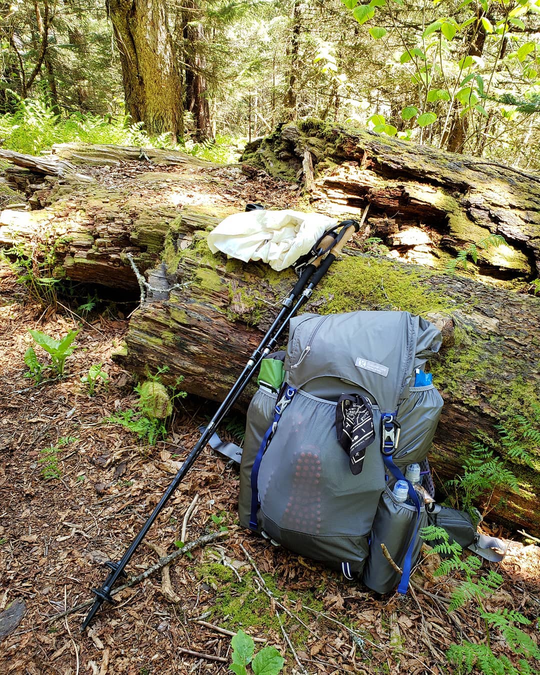 gossamer gear mariposa hiking