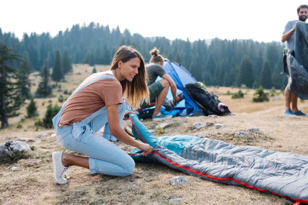 sleeping bag quilt ease of set up